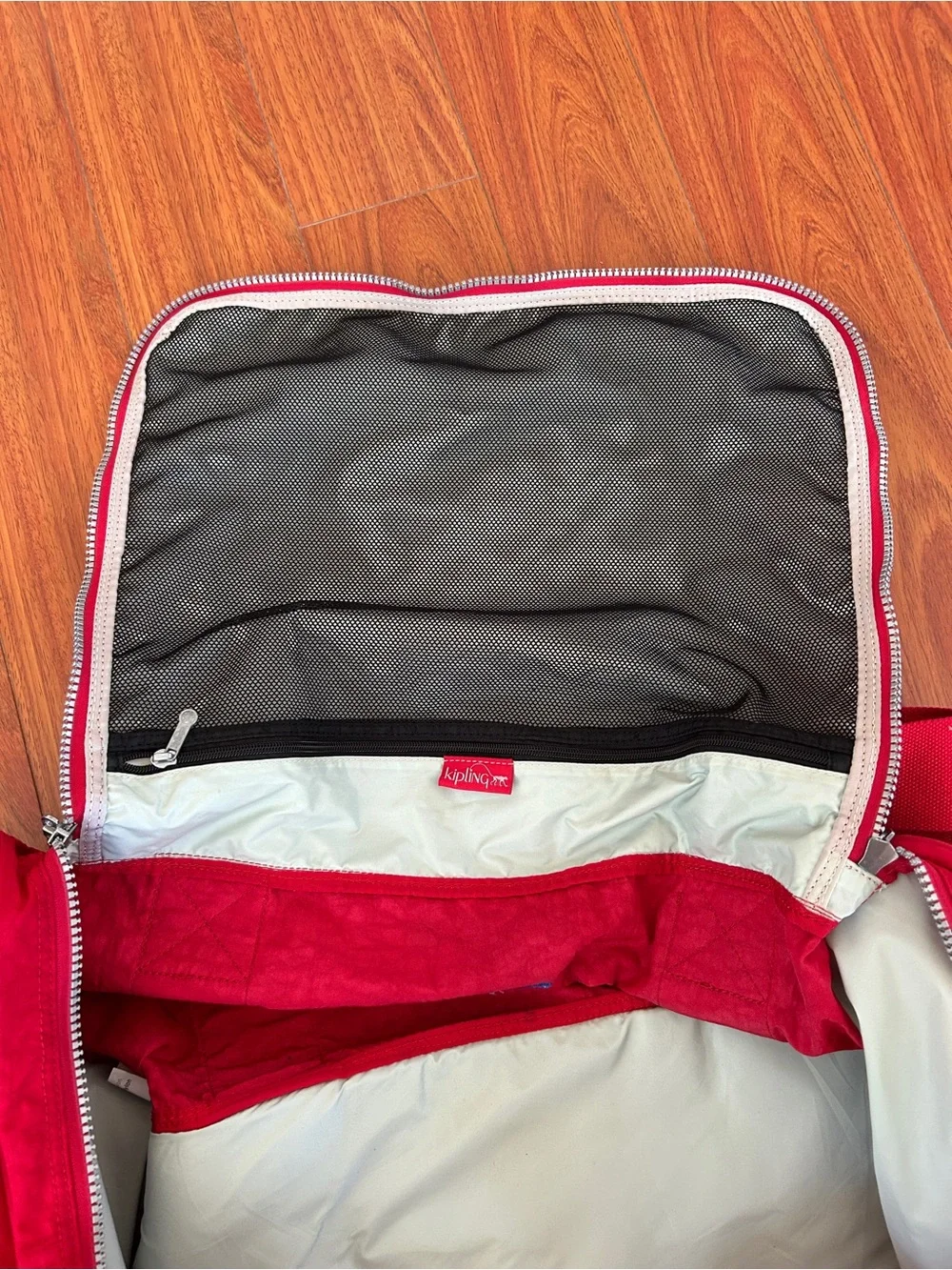 Kipling no holes